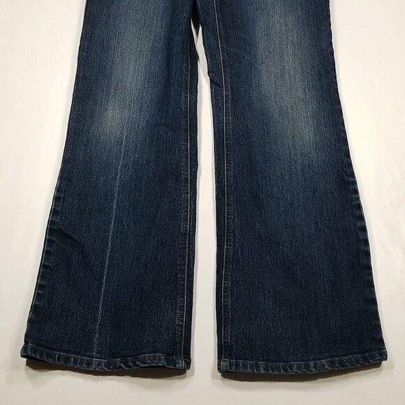 Bum Equipment Jeans Women's Size 12 Washed Blue Button with Zip Closure 5 Pocket - Picture 3 of 10
